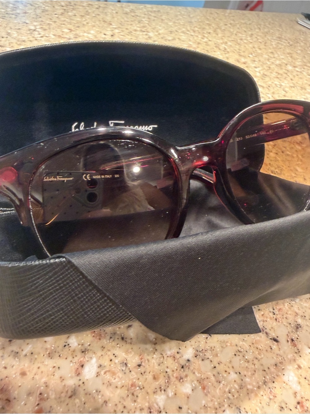 Round Frame Brown Sunglasses for Women